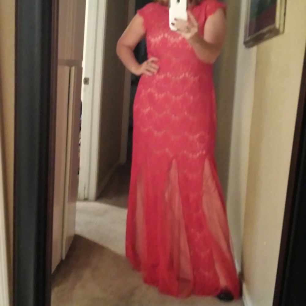 Betsy & Adam Red Lace Cap-Sleeve Prom Gown